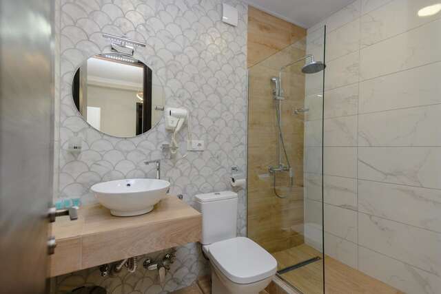 Отель Golden Globe Boutique Hotel Тбилиси-25