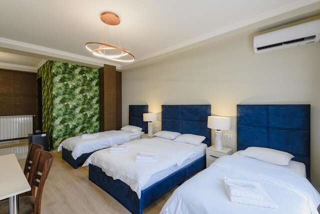 Отель Golden Globe Boutique Hotel Тбилиси-10